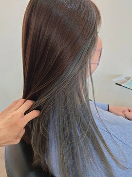 ヘアーエッセンスルーム リル(Hair Essence Room Lill) インナーカラー