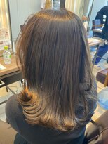 ザコーストバイネオリーブ 辻堂店(The coast by neolive)&nbsp;艶やかな外ハネミディ　オリーブベージュ