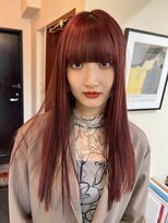 カルテ(QUARTE) バーガンディ 暖色カラー ぱっつん前髪