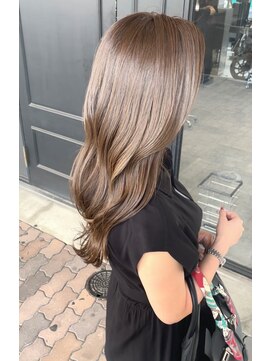 ルーツ(Roots) ヌーディーベージュ×美髪トリートメント（髪質改善）