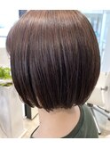 ショートボブ