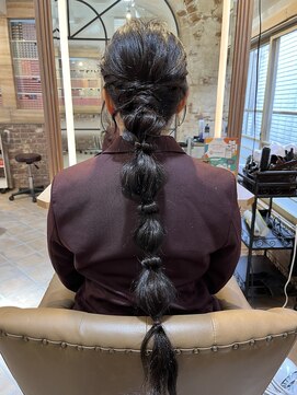アマンヘアーイースト 吉祥寺東口店(Aman hair-e) 玉ねぎアレンジ（ヘアドナー） 【Aman hair 吉祥寺】