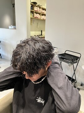 ヤドリギ(yadorigi) 細束ツイストスパイラルパーマ