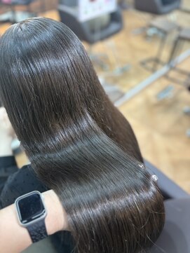 ライズ バイ レボ 柏店(RISE by REVO) オリーブベージュ