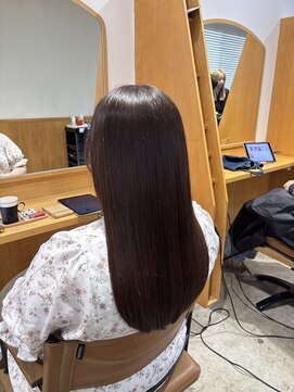 アンフィ 東京(Amphi) 【ULTOWAトリートメントでつくる!!ツヤツヤヘア♪】