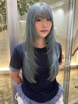 ローエ バイ デコ(Rohe by DECO) 【kira】ペールブルー/レイヤーカット/ブリーチ2回~