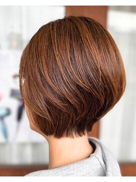 チーモ ハッピー ヘア メイク(CheeMo happy hair make) 大人前下がりボブ