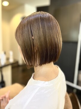 アトリエファゴ ハナミズキ店 【Yuine】切りっぱなしボブ
