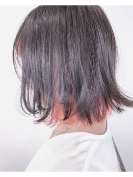 ボックスミコ(Box mico.) 20代・30代 オレンジインナーカラーの暗髪デザインボブ