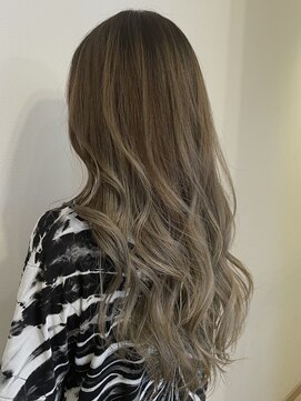 リアン 熊谷本店(Rien) バレイヤージュ×グレージュ