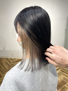 ラニヘアサロン(lani hair salon) 【インナーカラー】シルバーミルクティー（ブリーチ１回）