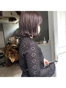 ミント(mint) 【 唯一無二の透明感!!くすみラベンダーグレージュ 】