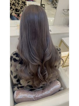 シャルム バイ アローズ 久留米店(CHARM BY AROSE) シルバー/ハイトーン/ギャル仕上げ◎