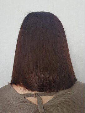 モード ストレートな艶髪◎