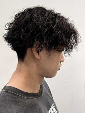 ヘアアンドフェイス ルースト(hair&face ROOST) 『癖毛』ツイストスパイラルセンターパート