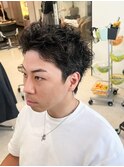 横浜西口スパイキーショートツーブロック刈り上げフェード30代