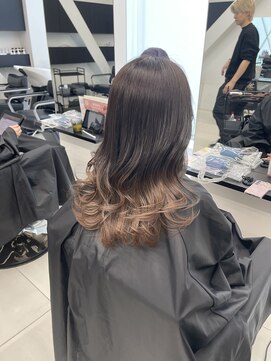 アライブ キチジョウジ(ALIVE Kichijoji) ブラウングラデーションカラー