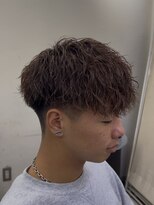 フライ 東通り店(Frei) 縦落ちツイスパ
