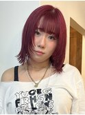 チェリーレッド レイヤーボブ 赤髪 顔周りレイヤー