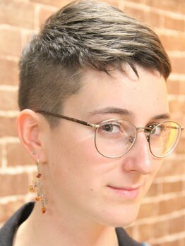 再現性の高いカット×似合わせ技術で、あなたの魅力を引き出すスタイルをご提案♪色持ちが良いショート。