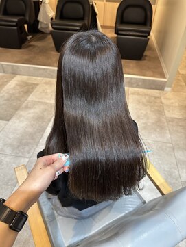 ザックジングウ 表参道(ZACC JINGU) 柔らかツヤ髪ストレートカラー