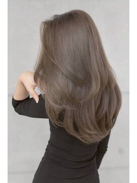 【grit.】グレージュ × レイヤー