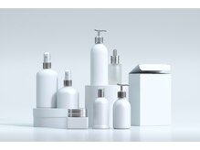 【栄養補給】30種以上の薬剤からあなたの髪専用の処方を。内側から満たす集中ケアへ。