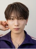 韓国ヘアニュアンスコンマバングセンターパートフェザーパーマ