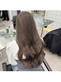 原宿ハッシュカットミディアムミルクティーベージュ顔まわり前髪