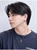 毛流れパーマ黒髪センターパートメンズショートツーブロック
