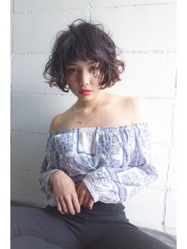 ヘアアンドメイク コルト フォークロア(HAIR&MAKE COLT FOLKLORE) オシャレかわいいマッシュボブ×インナーカラー