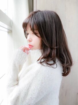 ルティア 池袋(Lutia) ナチュラル巻きが似合うブラウンアッシュ