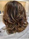 40代50代髪質　大人コテ巻き風パーマ　レイヤーカット菱形