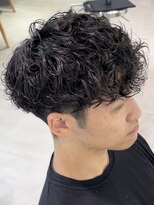 フィフス 天神大名(fifth) スペインカールパーマメンズカットメンズパーマツーブロック眉毛