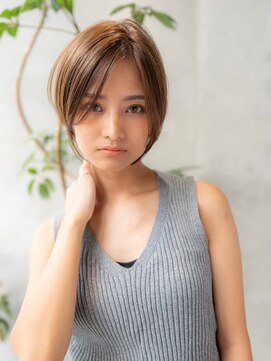 イオ 本厚木(io) ショートヘア似合わせカットグレージュカラーイメチェン小顔