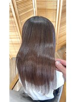 ミニマル(MINIMAL)&nbsp;極上ツヤ髪ストレート＋カット