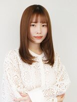 シルフィ(sylph) ミディアムロング美髪ストレート_明るめのカラー♪