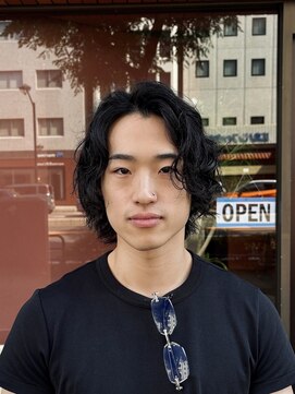 エメン(EMEN) ミディアムヘア×ウェーブパーマ