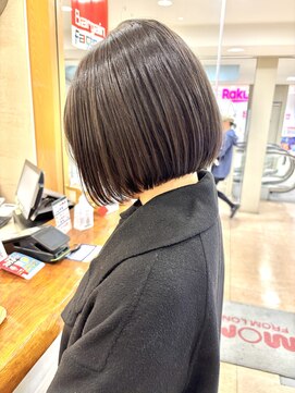 モリオ フロム ロンドン サッポロファクトリー店(morio FROM LONDON) morio/ボブカット/パツっとボブ/ショートボブ/内巻きボブ/カット