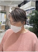 大人ショート　癖毛を活かすカット　骨格矯正　白髪ぼかし