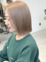 ヒビヲ(HIBIO) タッセルボブ切りっぱなしボブ外ハネボブダブルカラー