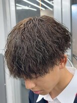オーバル ジングウマエ(OVARL jingumae) 縦落ちパーマツイストスパイラルシャドウパーマ