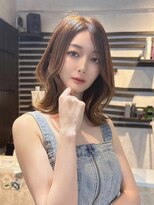 ノエ(Noe)&nbsp;20代30代40代ひし形フェミニンレイヤーボブ前髪無し