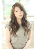 ゆるいパーマスタイル