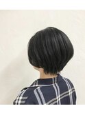 スッキリショートボブスタイル