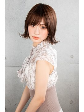 パノラ 立川(PANOLA) 流しバング外ハネミディボブスタイル