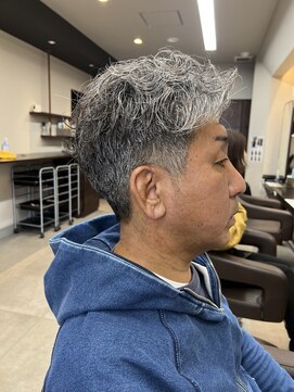 リリ(Liri material care salon by JAPAN) くせ毛風パーマデザイン