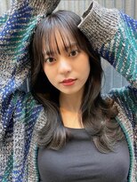 ウーフ(U-fu) アッシュブラック/ブルーブラック/韓国風ヘア