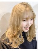外国人風ミルクティーブロンド