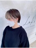 透明感！ホワイトフェイスフレーミングx耳かけショートヘア